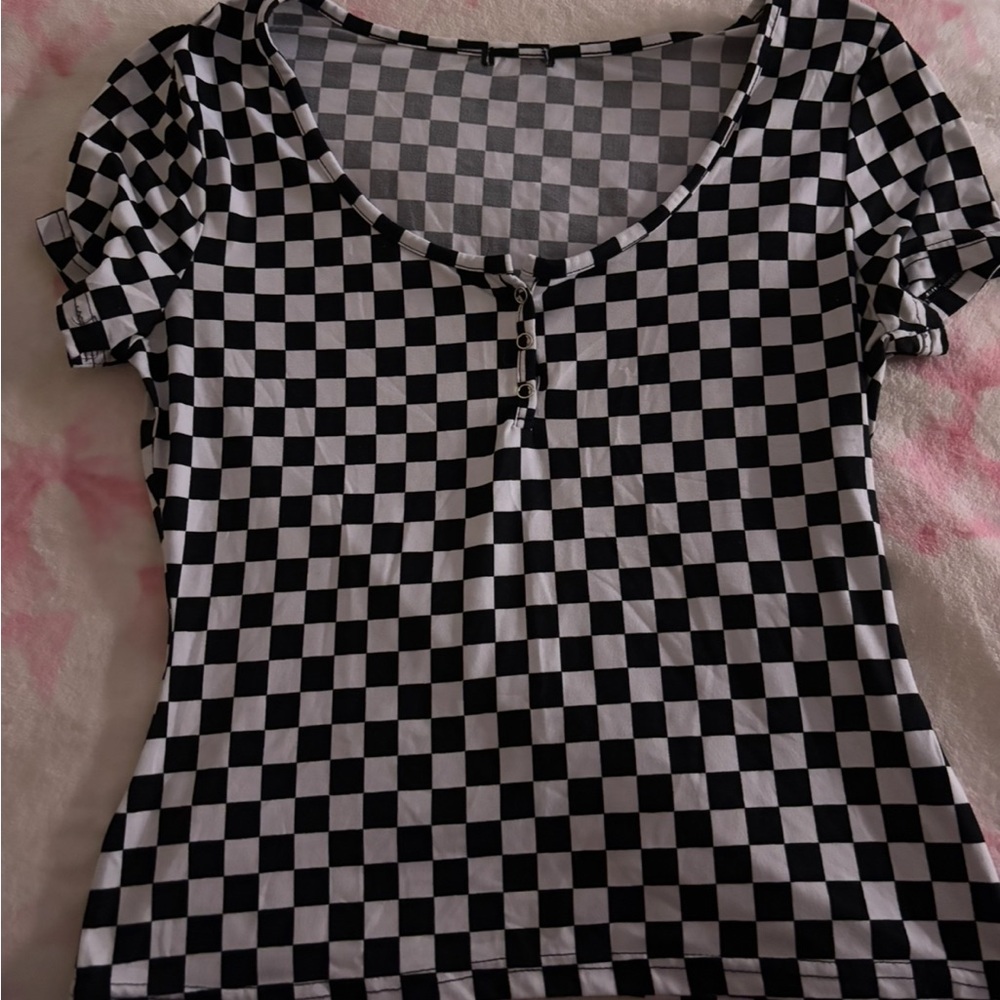 Black and White Checkered Short Sleeve Top